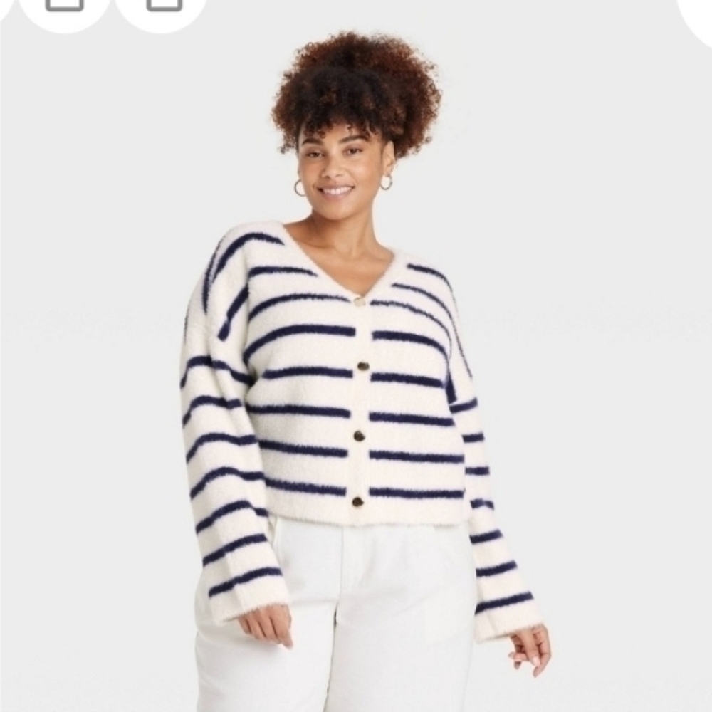 A New Day Women's Fuzzy Party Cardigan Cream Navy Blue Size 3X - Picture 6 of 7